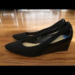 Ellen Tracy women’s shoes